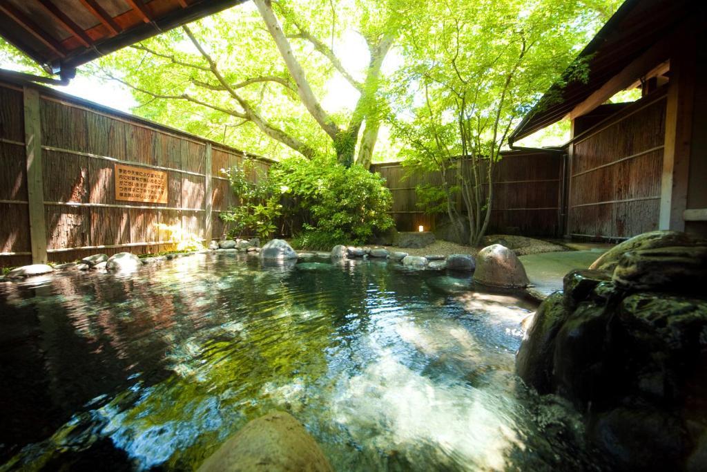 Hotel Ryotei Tanokura Yufu Exterior foto